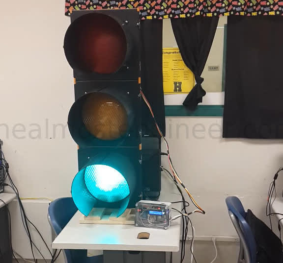 Traffic light with Raspberry Pi controller